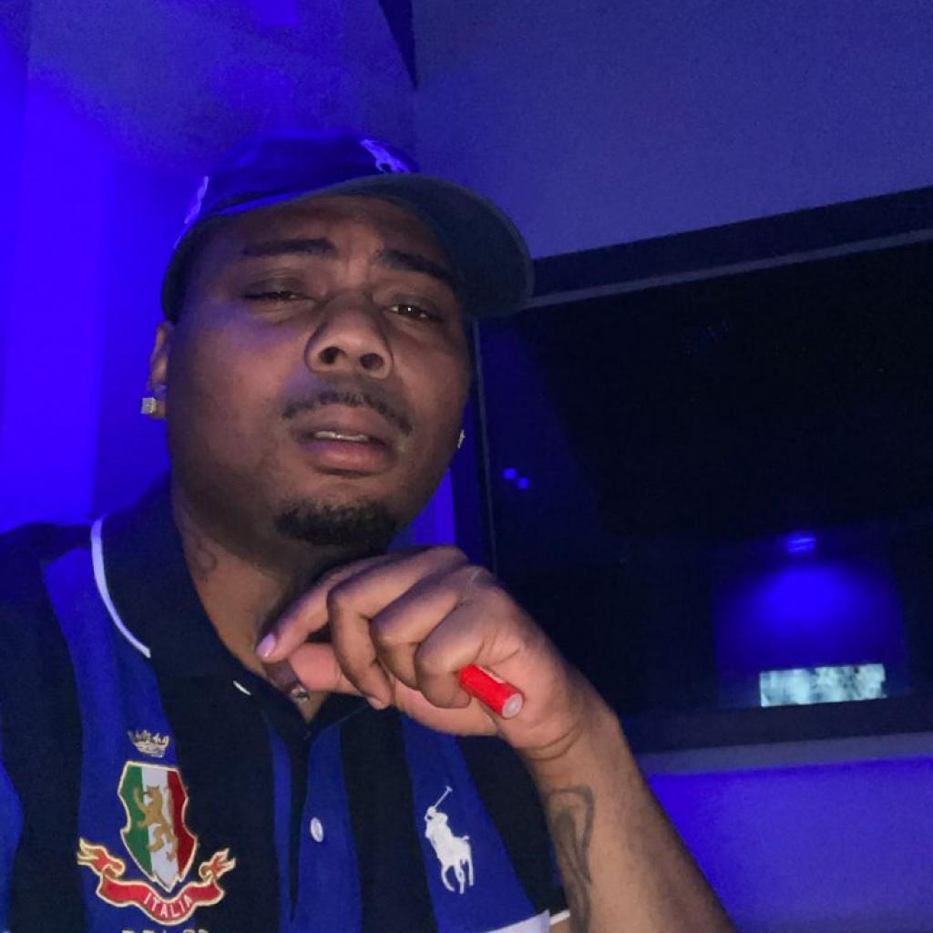 Get To Know Up and Coming VA Rapper “ Whoo IZ Dat” Get To Know Up and Coming VA Rapper “ Whoo IZ Dat”